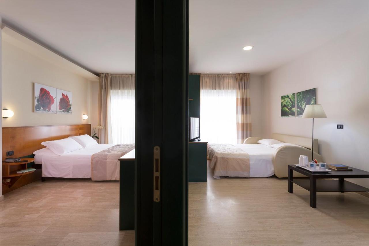 Hotel Astoria 4*